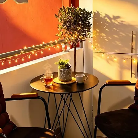 The Nest - Modern With Balcony