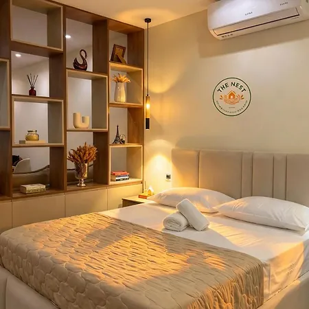 The Nest - Modern With Balcony *